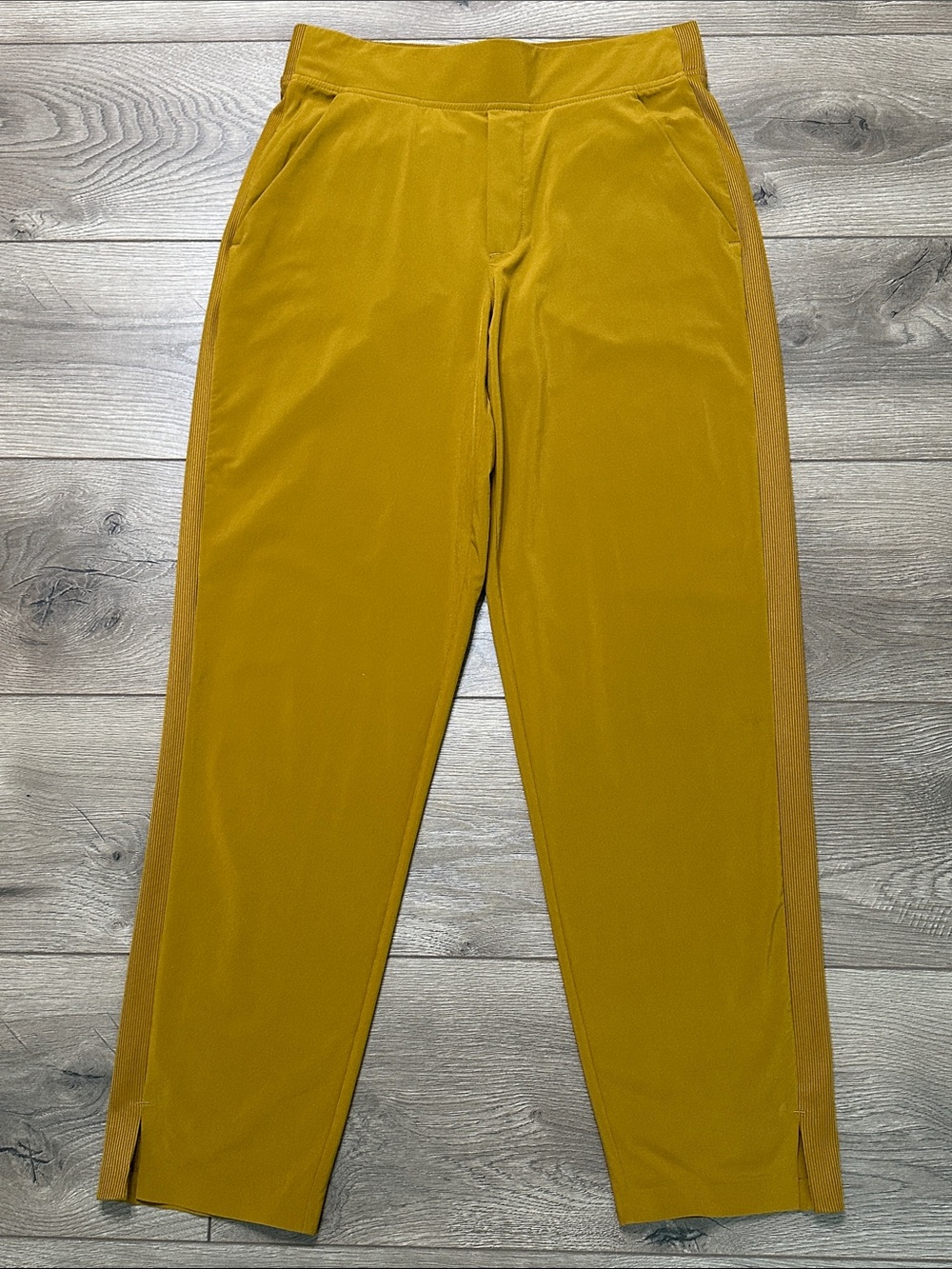 Athleta Brooklyn Mid Rise Ankle Pants Casual Travel Mustard Yellow Size 4